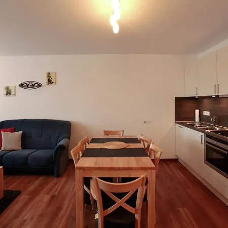 فيلة In Kuestelberg S Mountain ميدهباخ