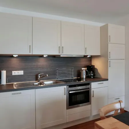 In Kuestelberg S Mountain ميدهباخ